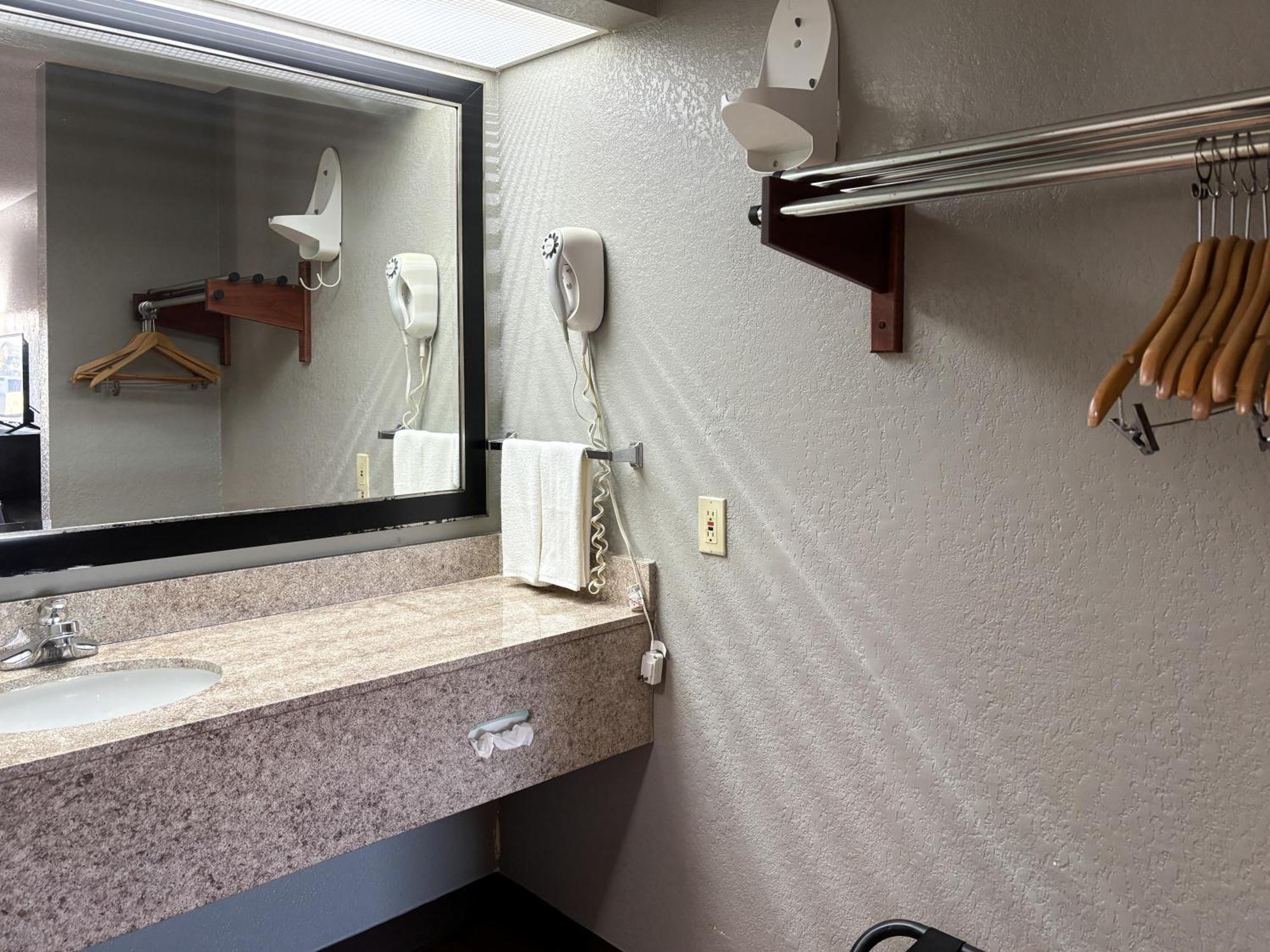 Motel 6 Prattville Al Екстериор снимка